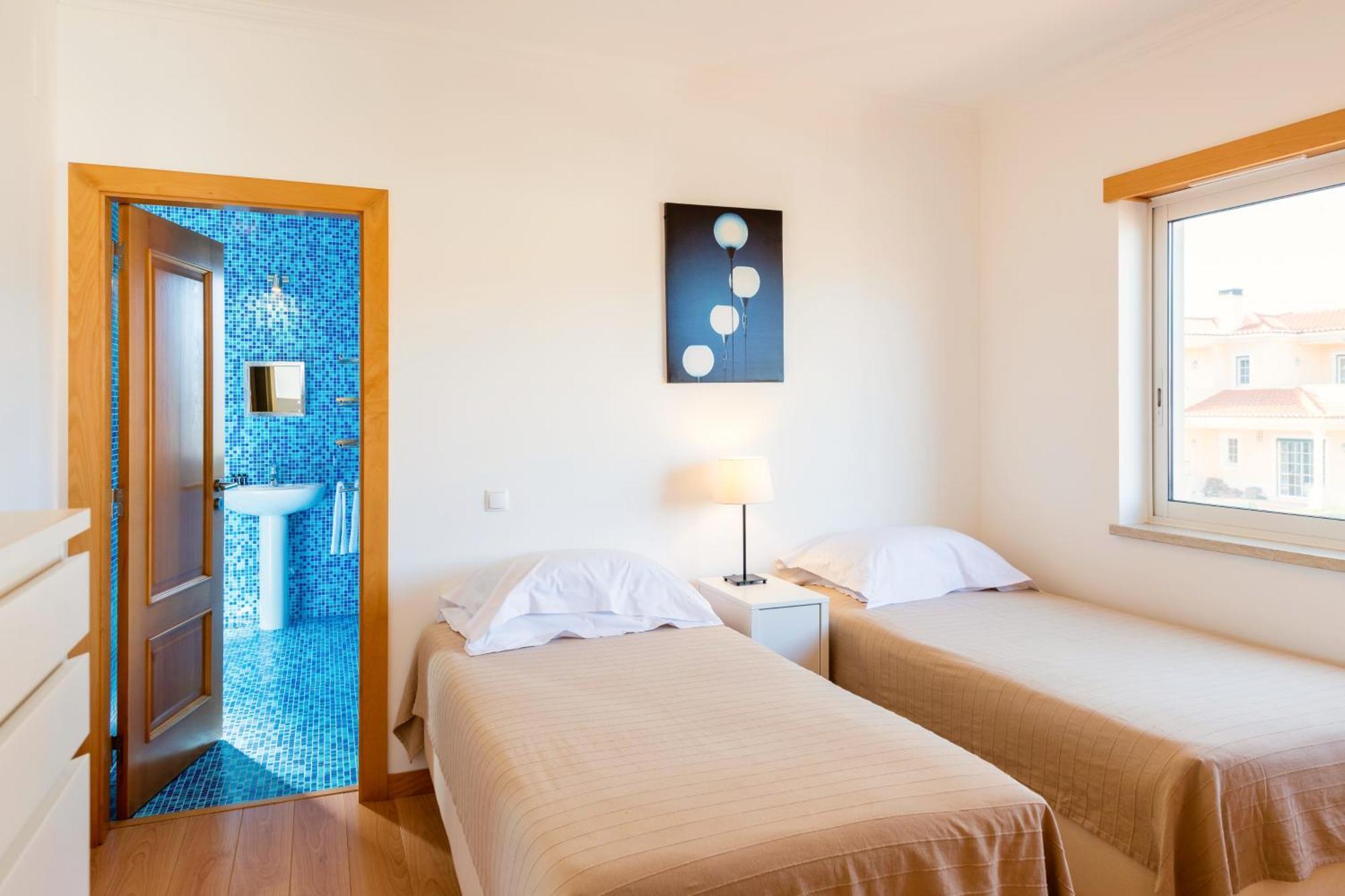 The Village - Praia D'El Rey Golf & Beach Resort Обидуш Номер фото